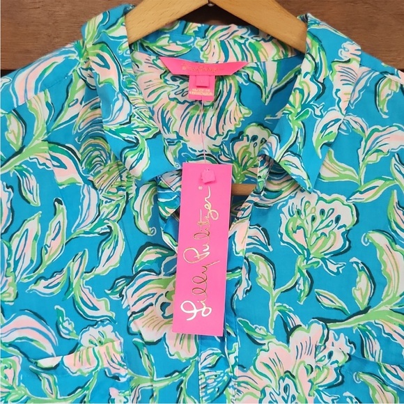 Lilly Pulitzer Cover Up Button Up NWT Size S - Picture 2 of 2